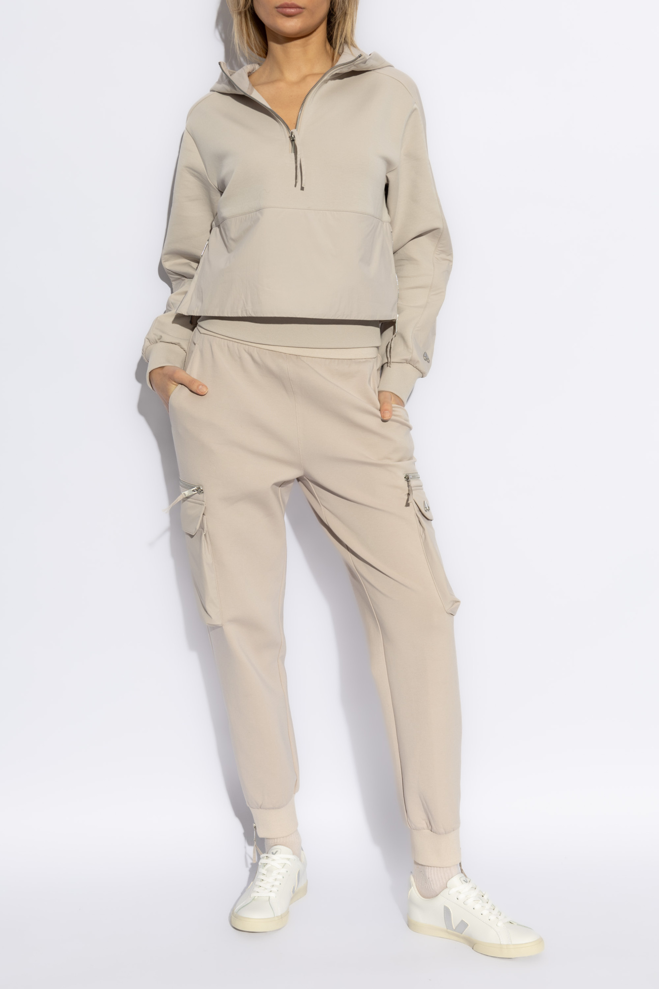 パンツ Moose Knuckles Trousers Moose Knuckles Black Hartsfield Jogger – Puffer Reds
